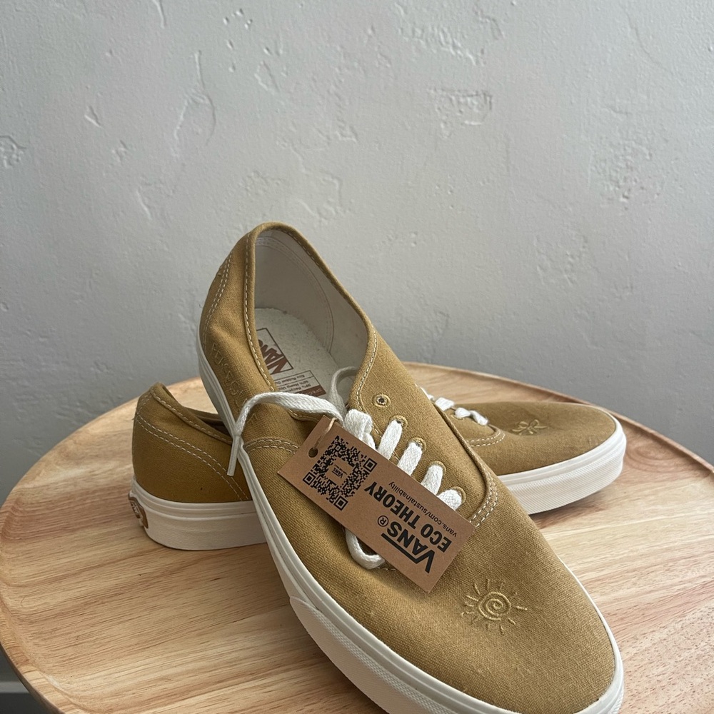 Vans Eco Theory Sneakers - Tan and White
